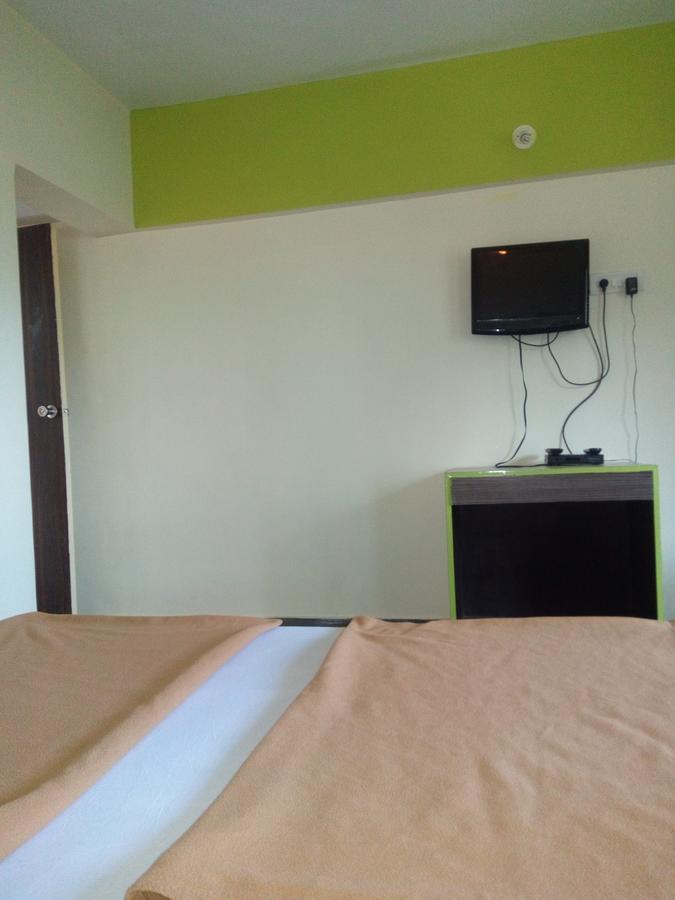 אליבג Hotel Guruji מראה חיצוני תמונה